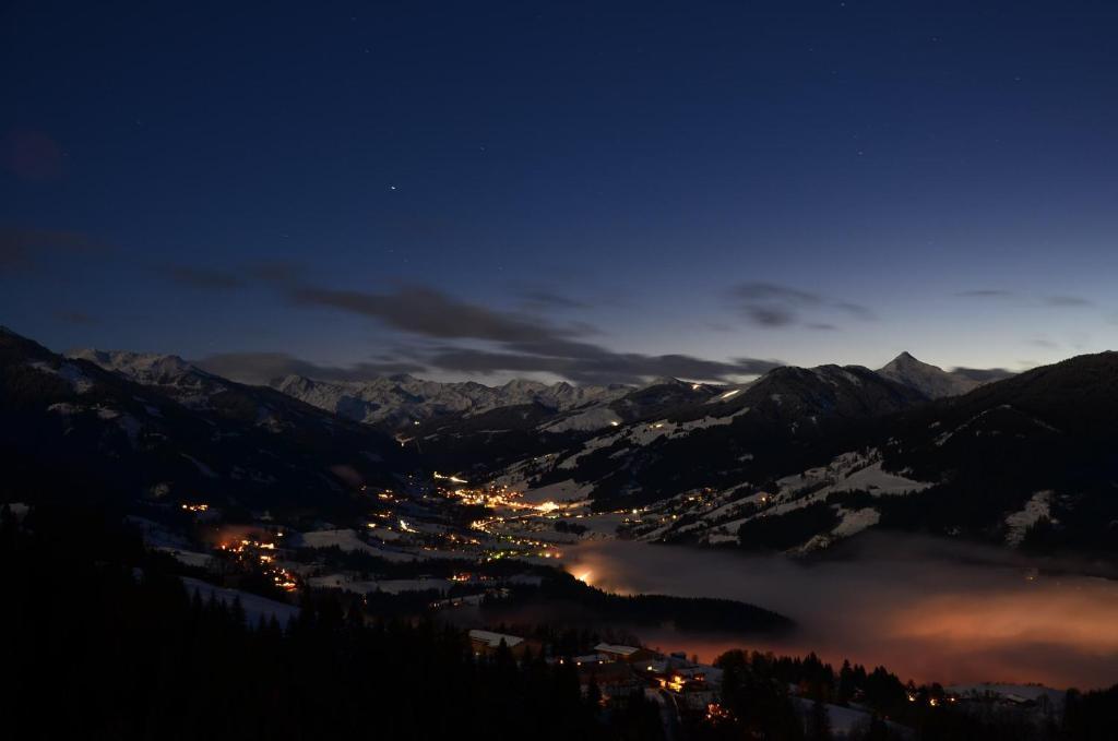 Hof Hamoos Apartamento Kitzbühel Exterior foto